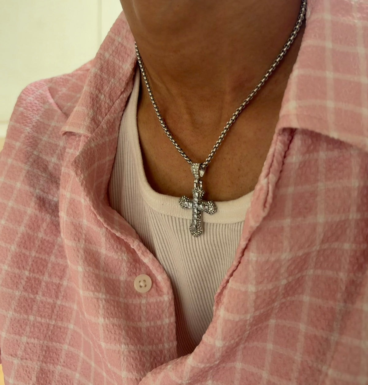 ICED OUT CROSS NECKLACE