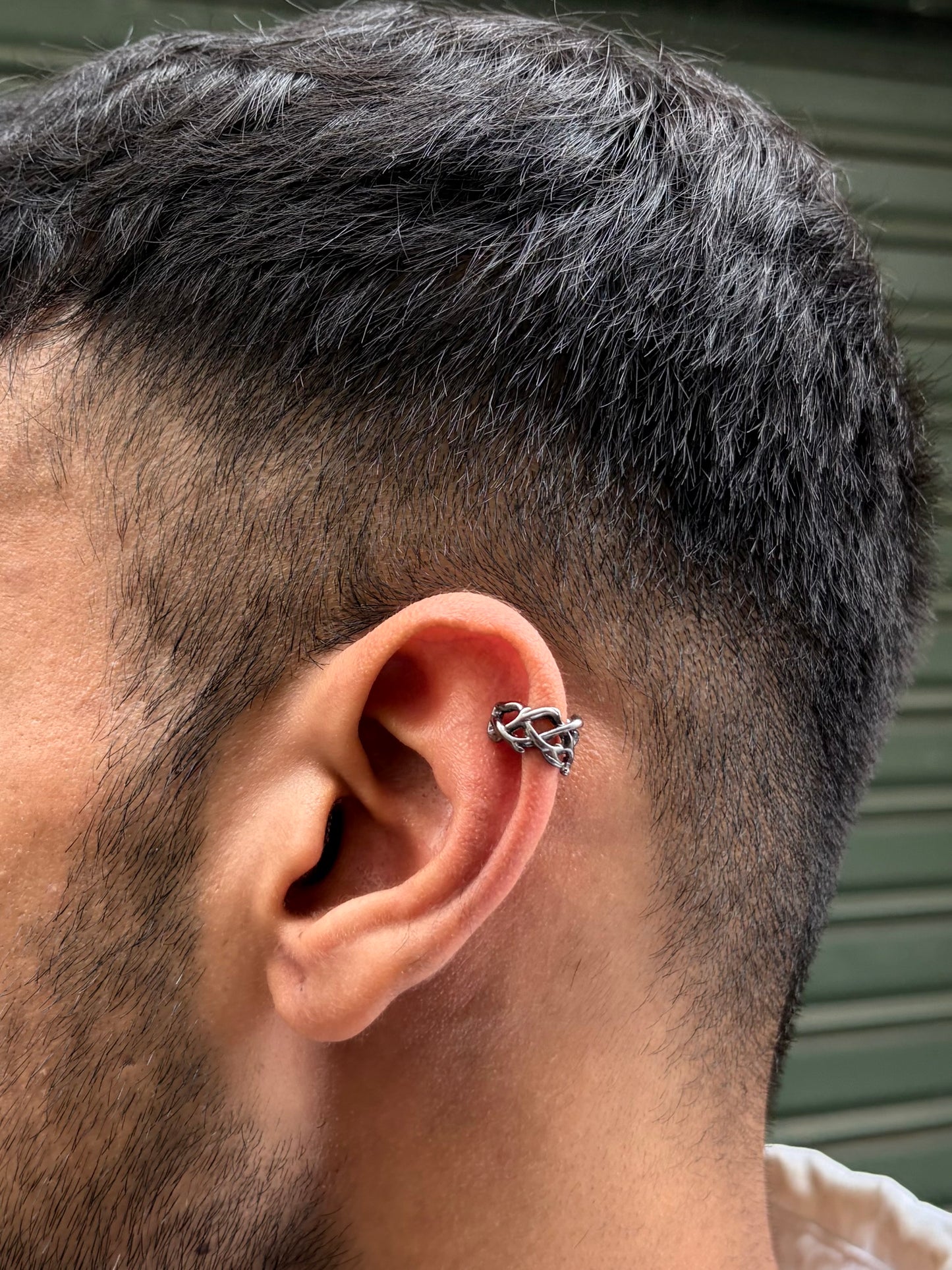Bramble Earcuff