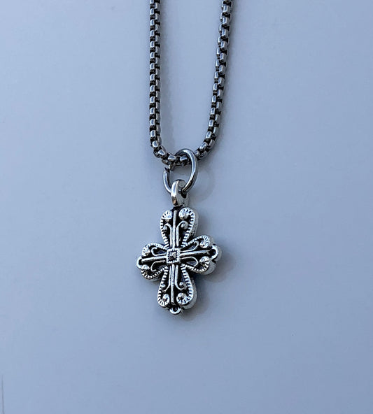 CREST CROSS necklace