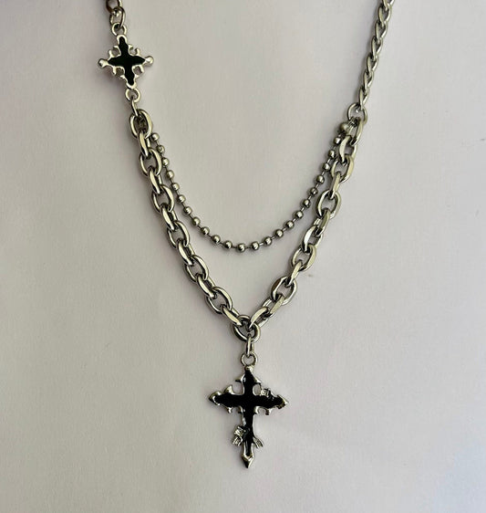 NIGHTREIGN NECKLACE