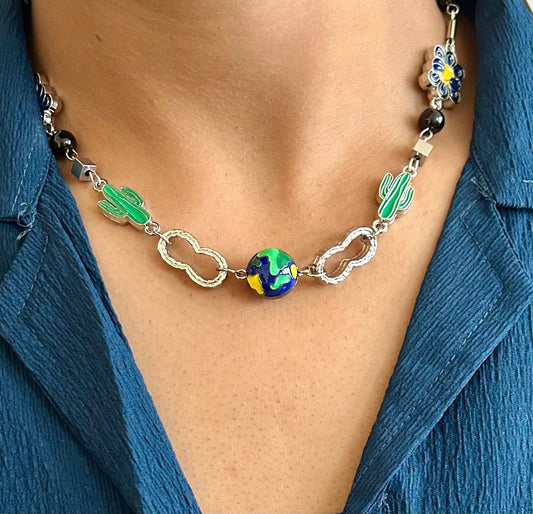 GLOBLOOM NECKLACE