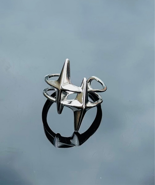 TWINFLARE RING