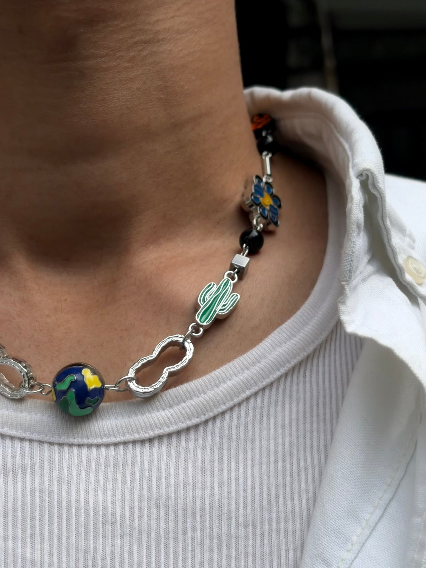 GLOBLOOM NECKLACE