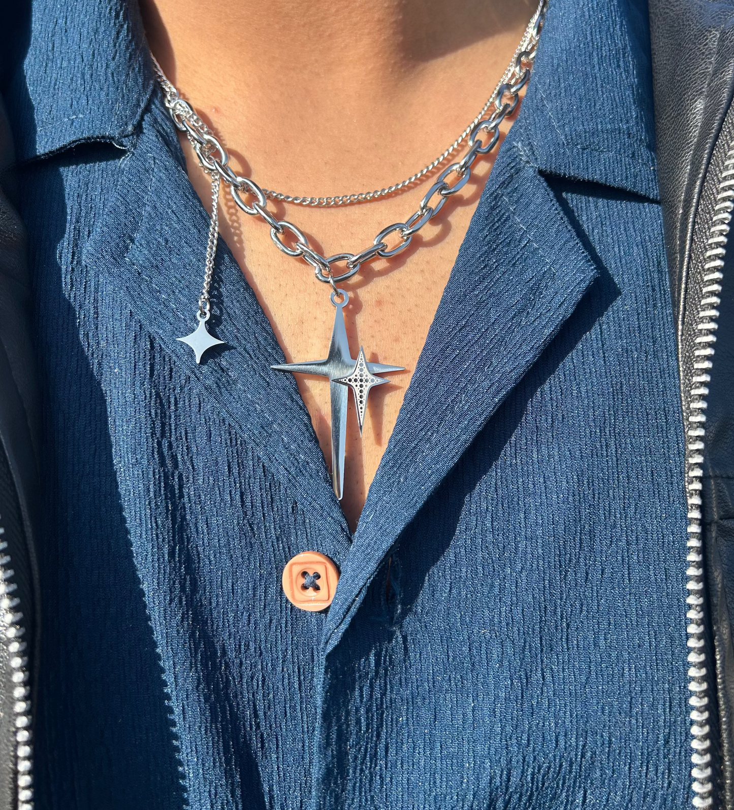 THE COMET NECKLACE