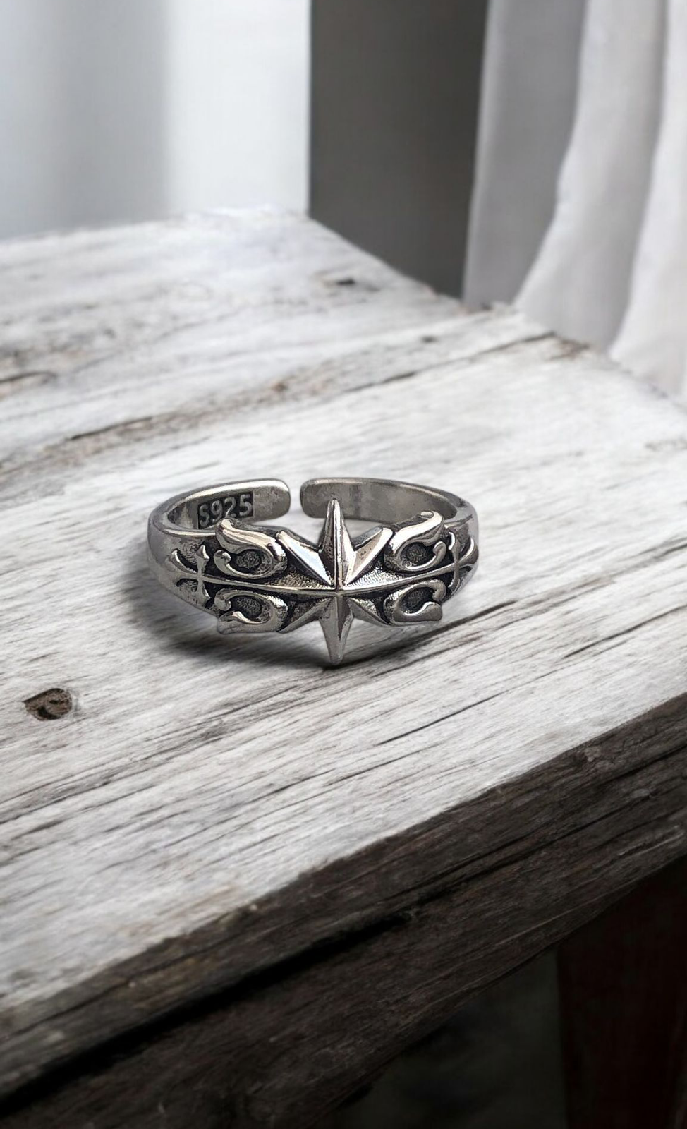 STARCREST RING