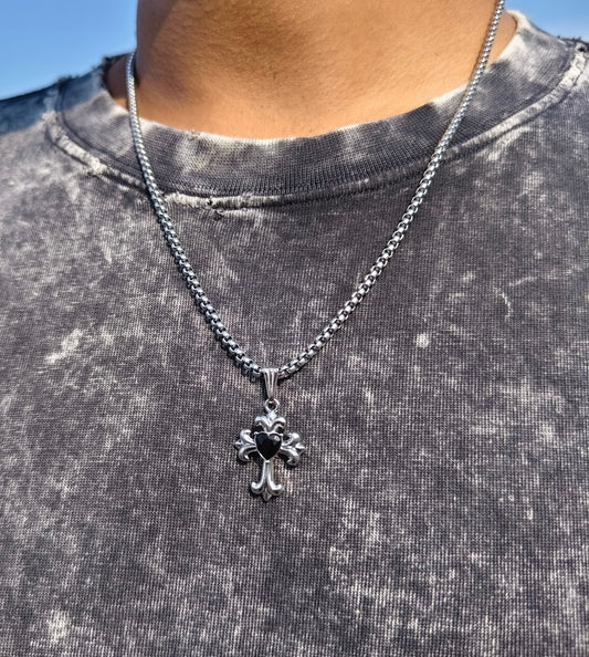 THE MIDNIGHT CROSS