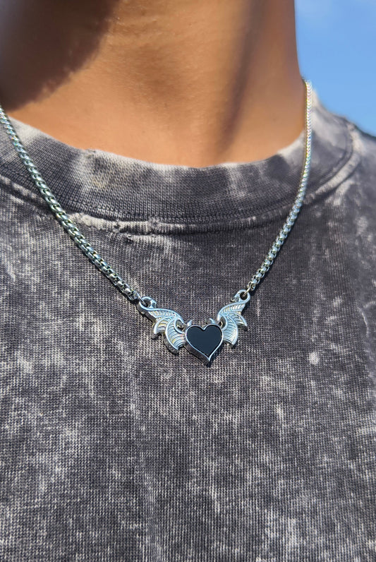 RAVENHEART NECKLACE