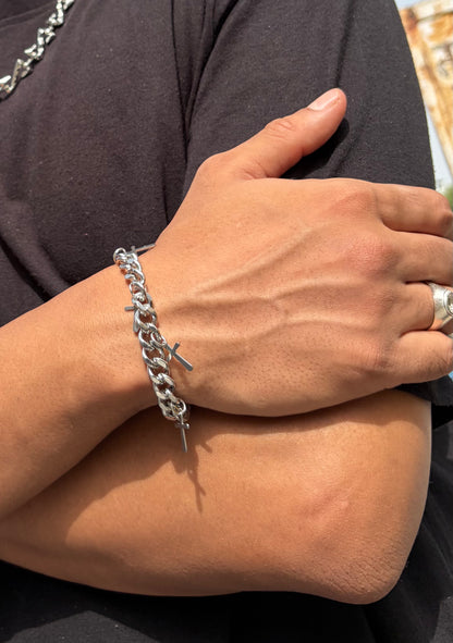 DANGLING FAITH BRACELET